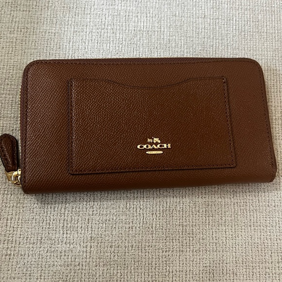 Coach F54007 leather accordion zip wallet